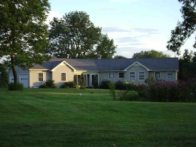 Building photograph for 19 TERRELL FARM RD